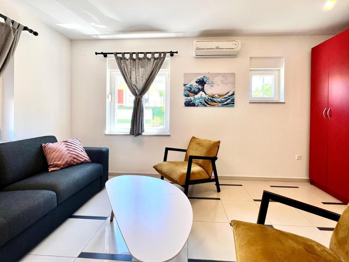 B88 Apartments - Vila Palma Sveti Filip i Jakov Extérieur photo