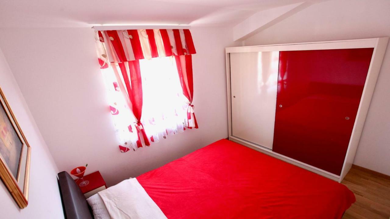 B88 Apartments - Vila Palma Sveti Filip i Jakov Extérieur photo